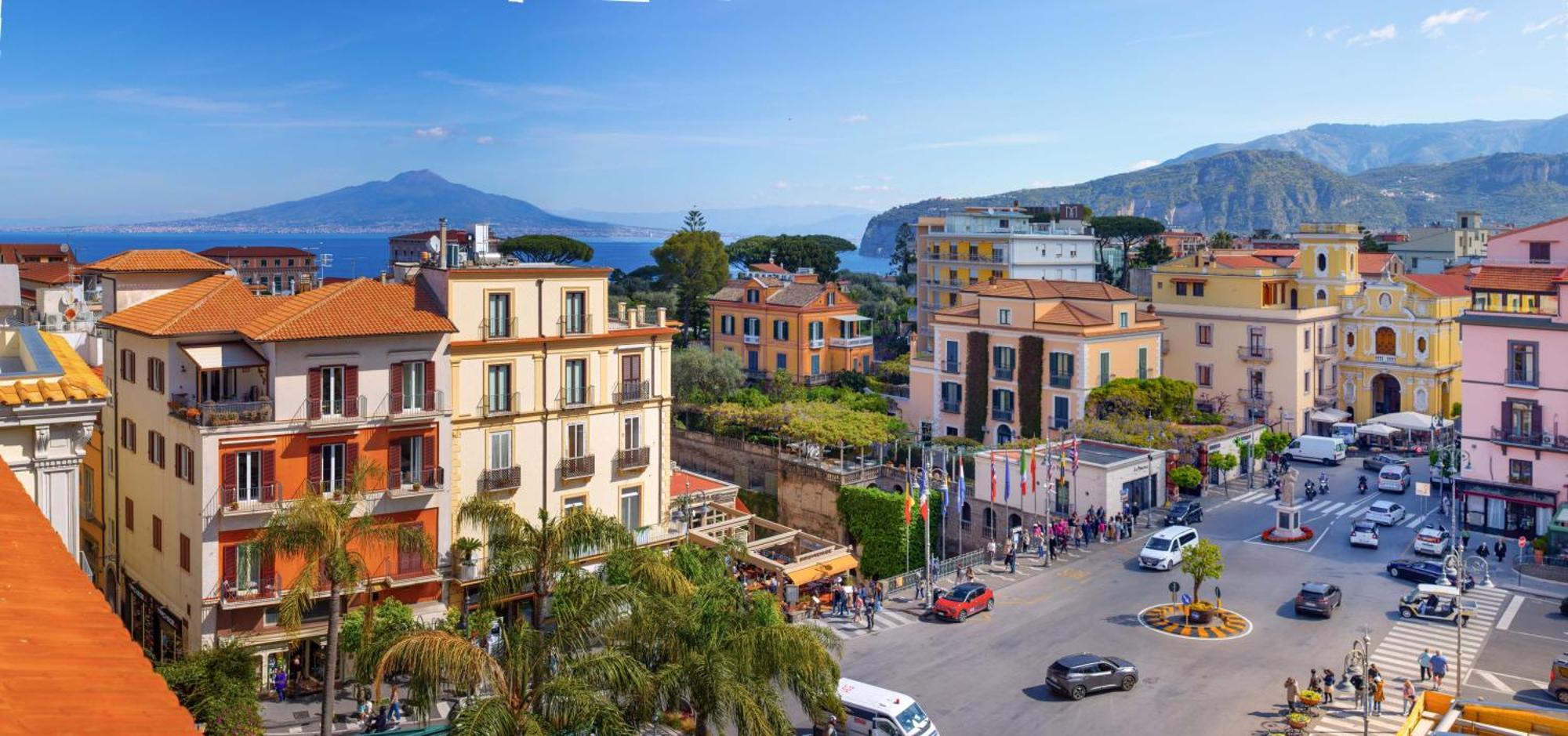 - The Square Penthouse Holiday home Sorrento