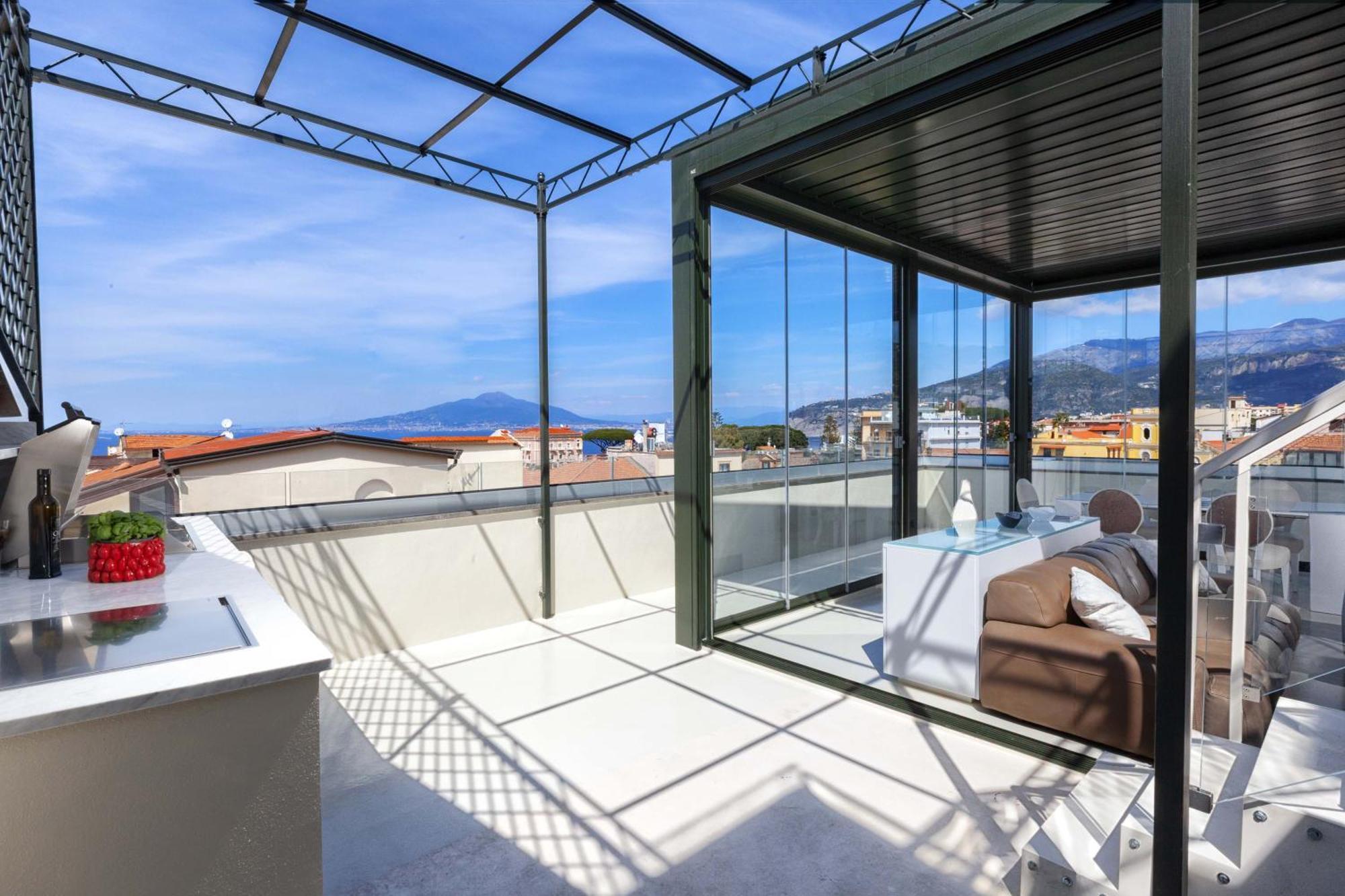 - The Square Penthouse Holiday home