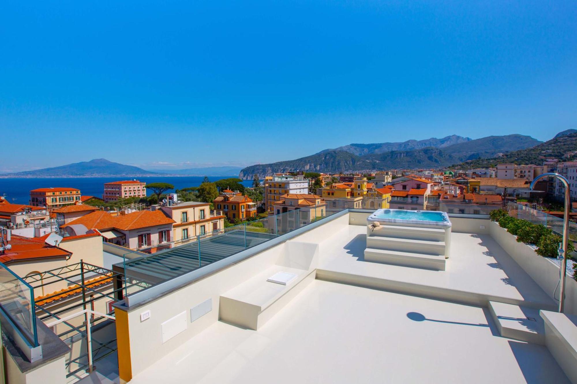 - The Square Penthouse Holiday home Sorrento