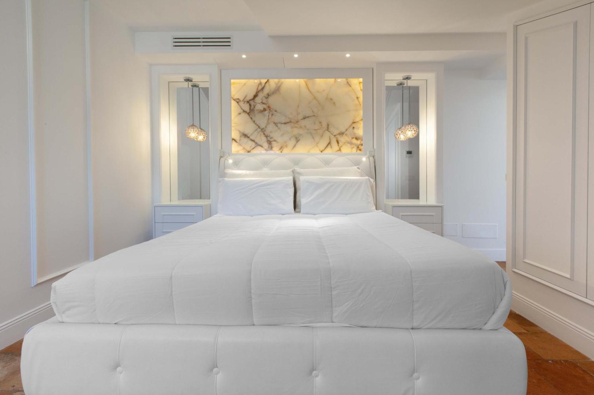 - The Square Penthouse Holiday home *